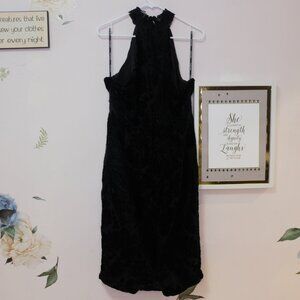 LAVISH ALICE Velvet Midi Halter Dress